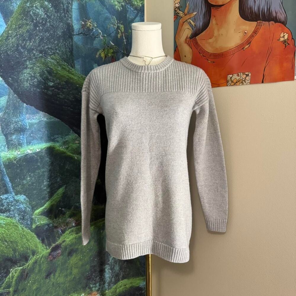 wilfred free 100% wool grey ribbed crewneck sweater minimalist winter basic